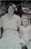 Gladys Munro (nee Knowles) with Barbara Munro